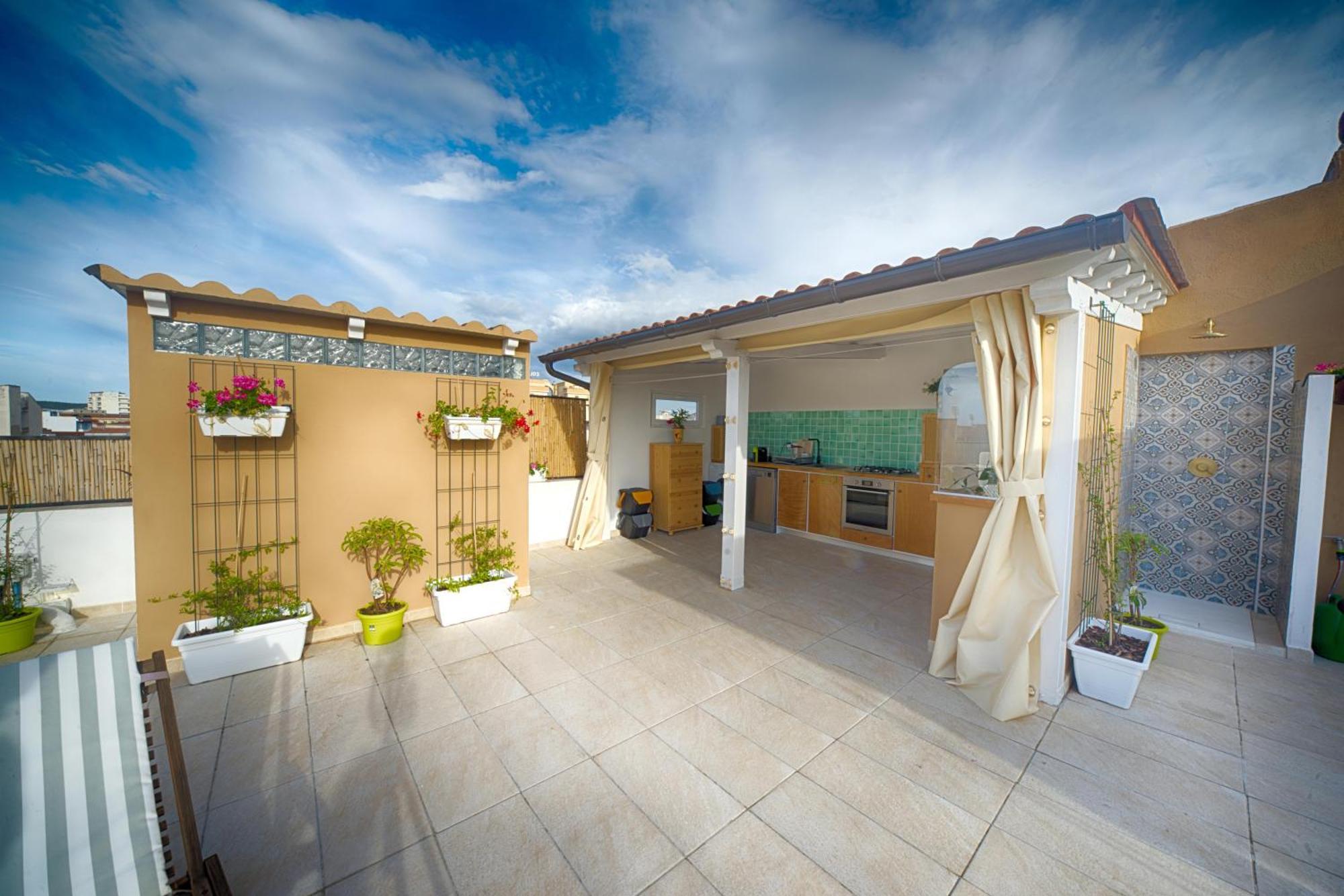 Terrace Rooms Olbia Center المظهر الخارجي الصورة