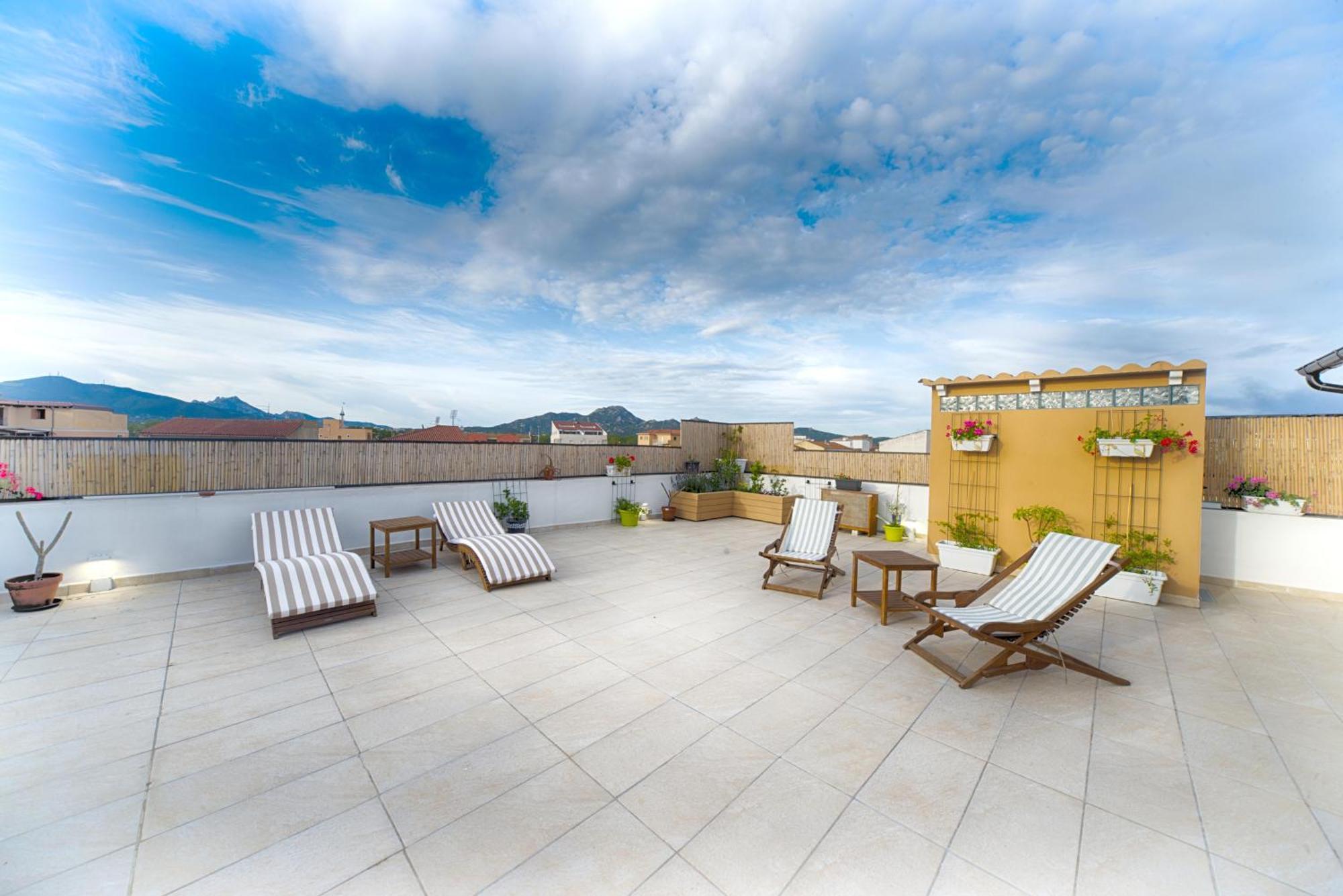 Terrace Rooms Olbia Center المظهر الخارجي الصورة